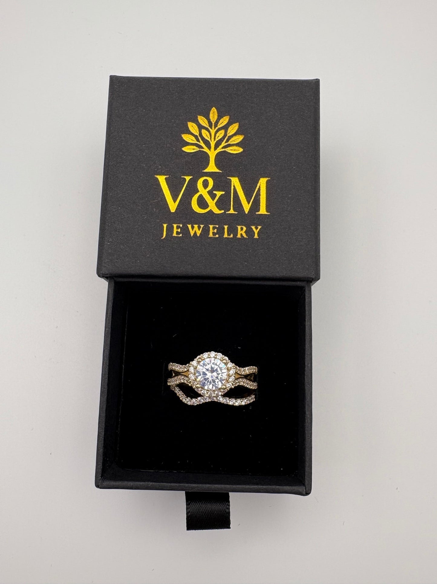 Women’s engagement ring diamond duo 10k size 7