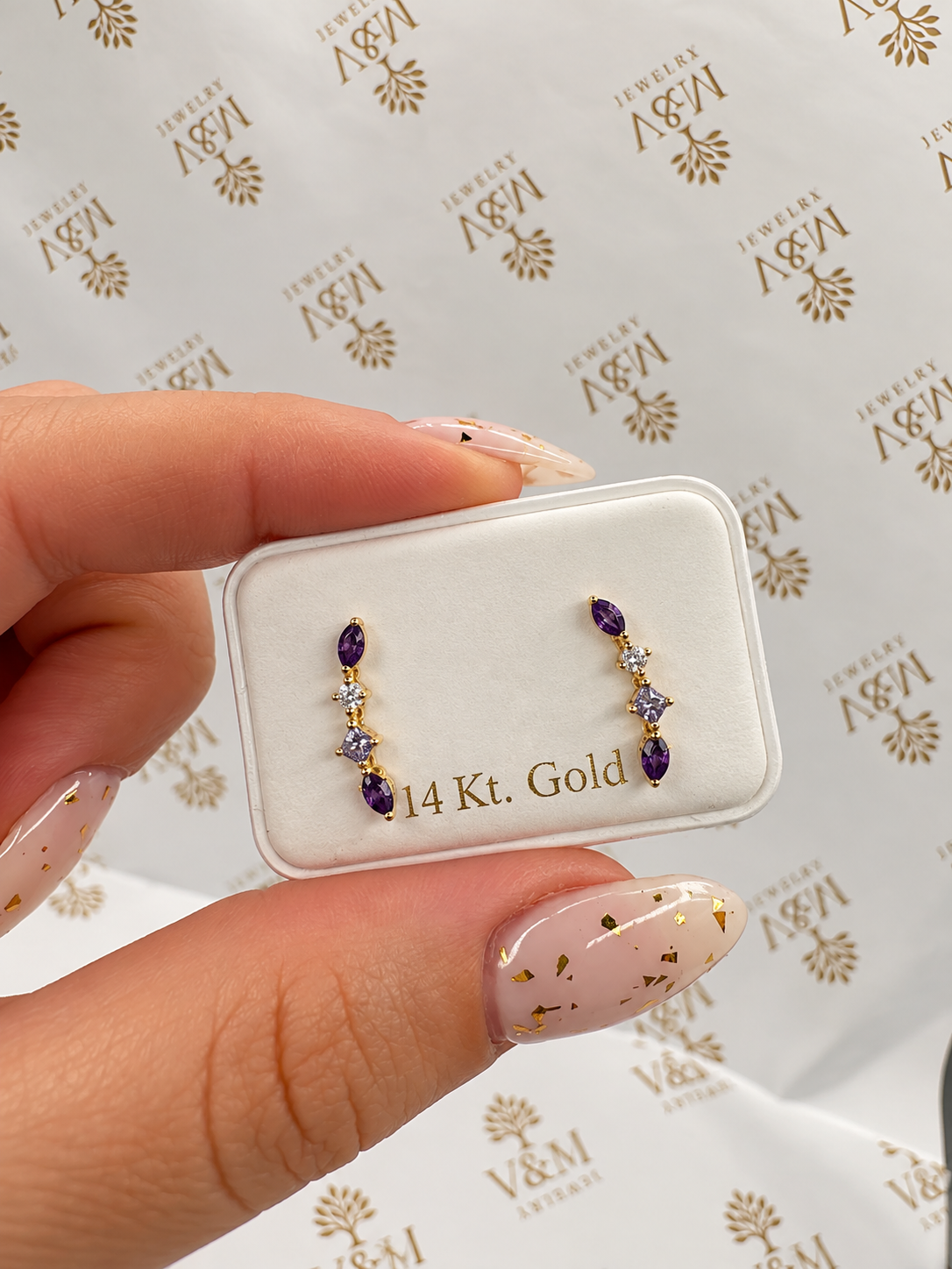Fancy earring 14k