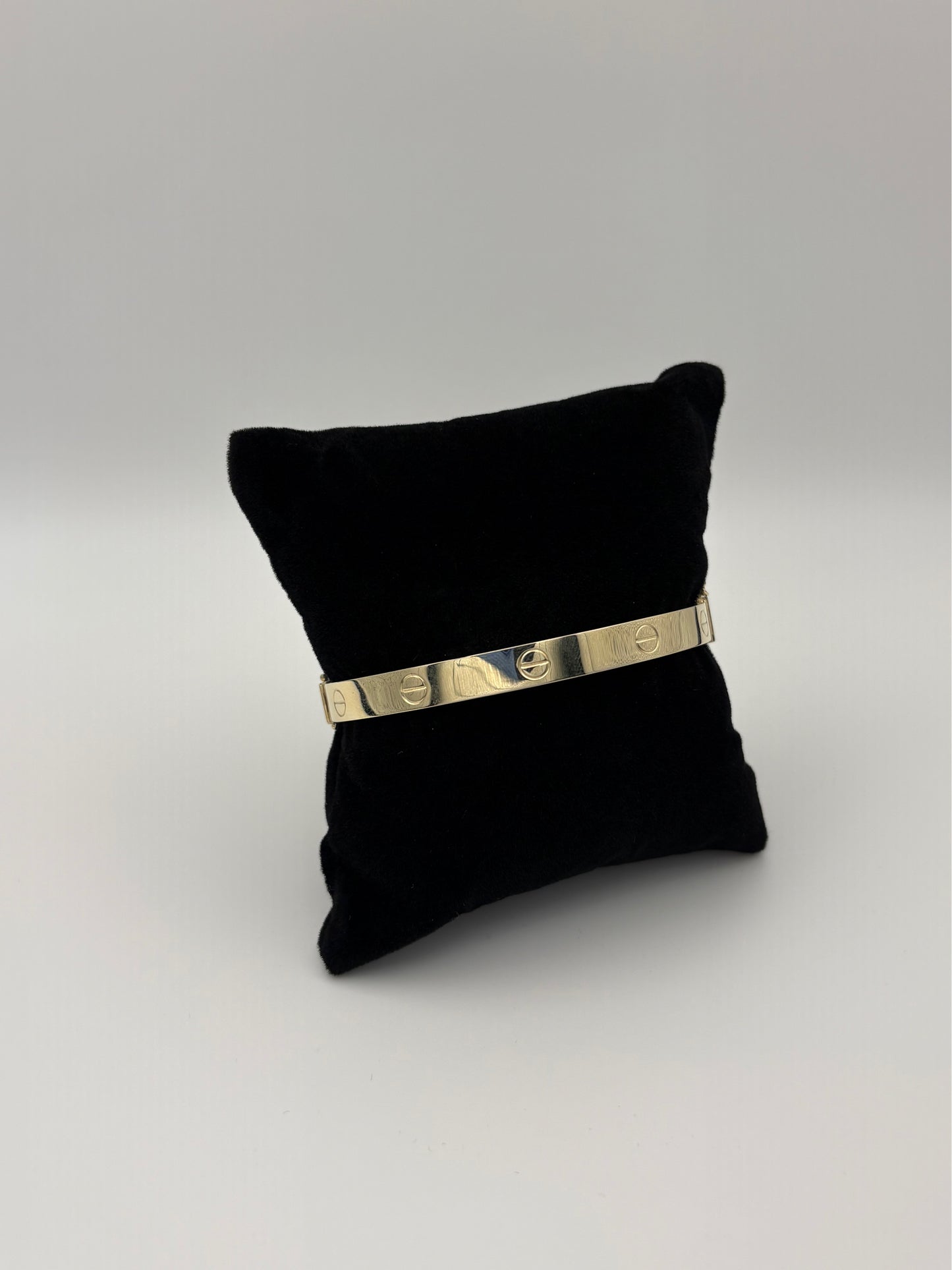 CT bracelet 10k size 7