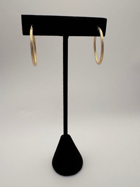 Gold hoop earring 10k