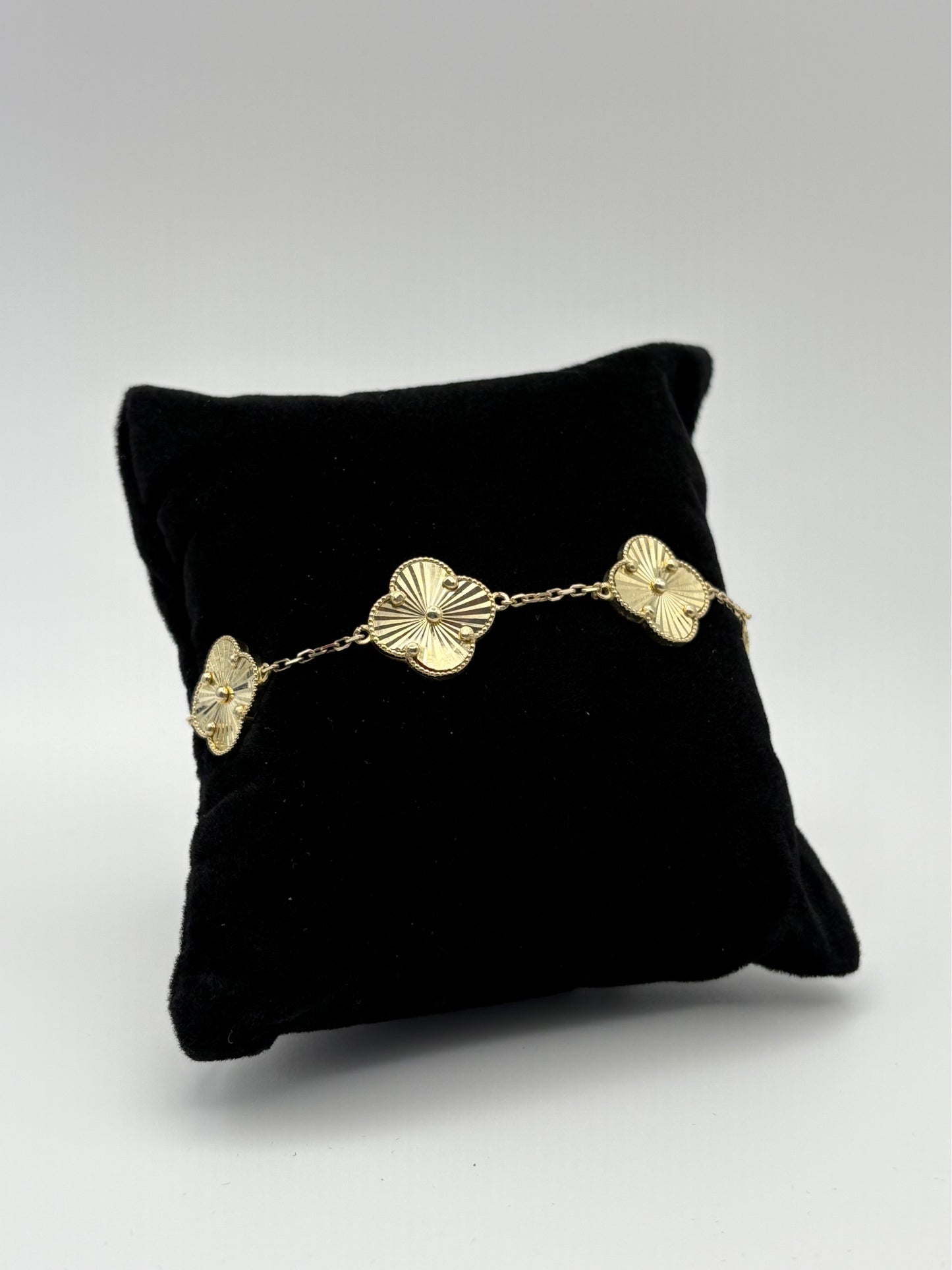 10k five clover bracelet size7