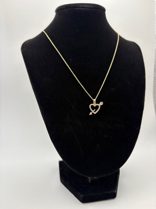 10k Arrowed Heart Fancy Chain