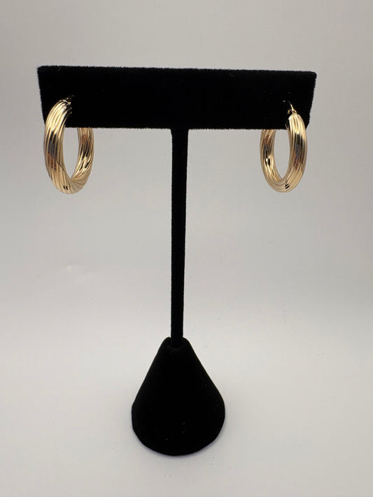 Small Hoop earrings 10k 4mmx22mm