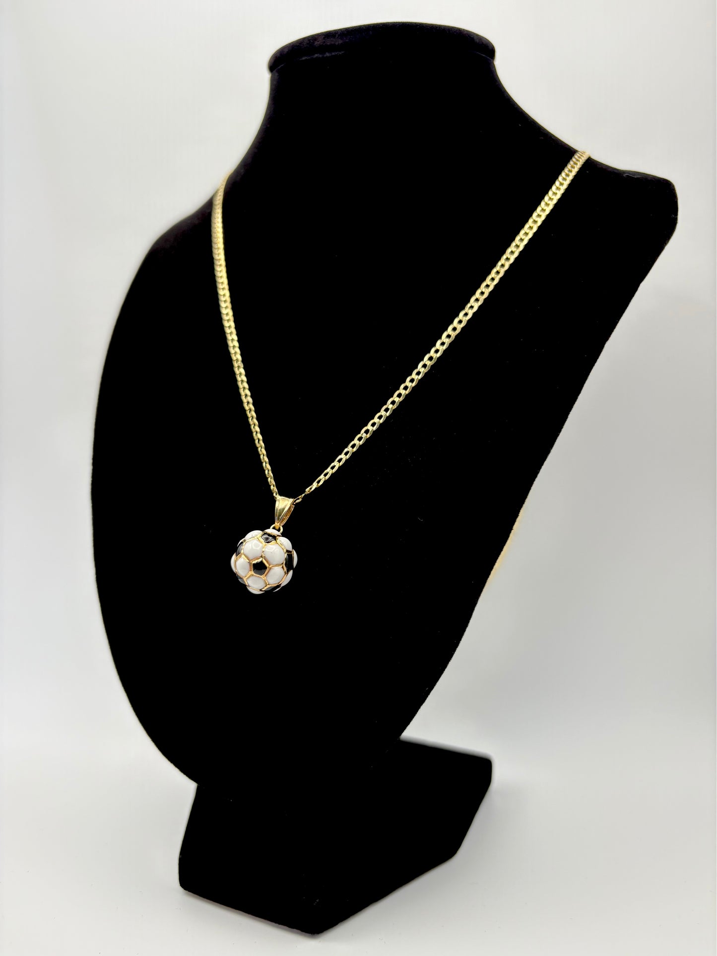 Soccer ball pendant 10k