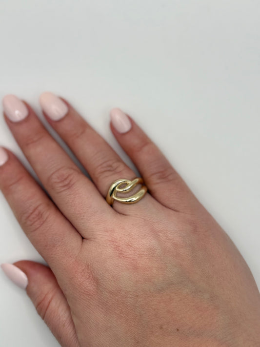 Womens ring 10k size 8