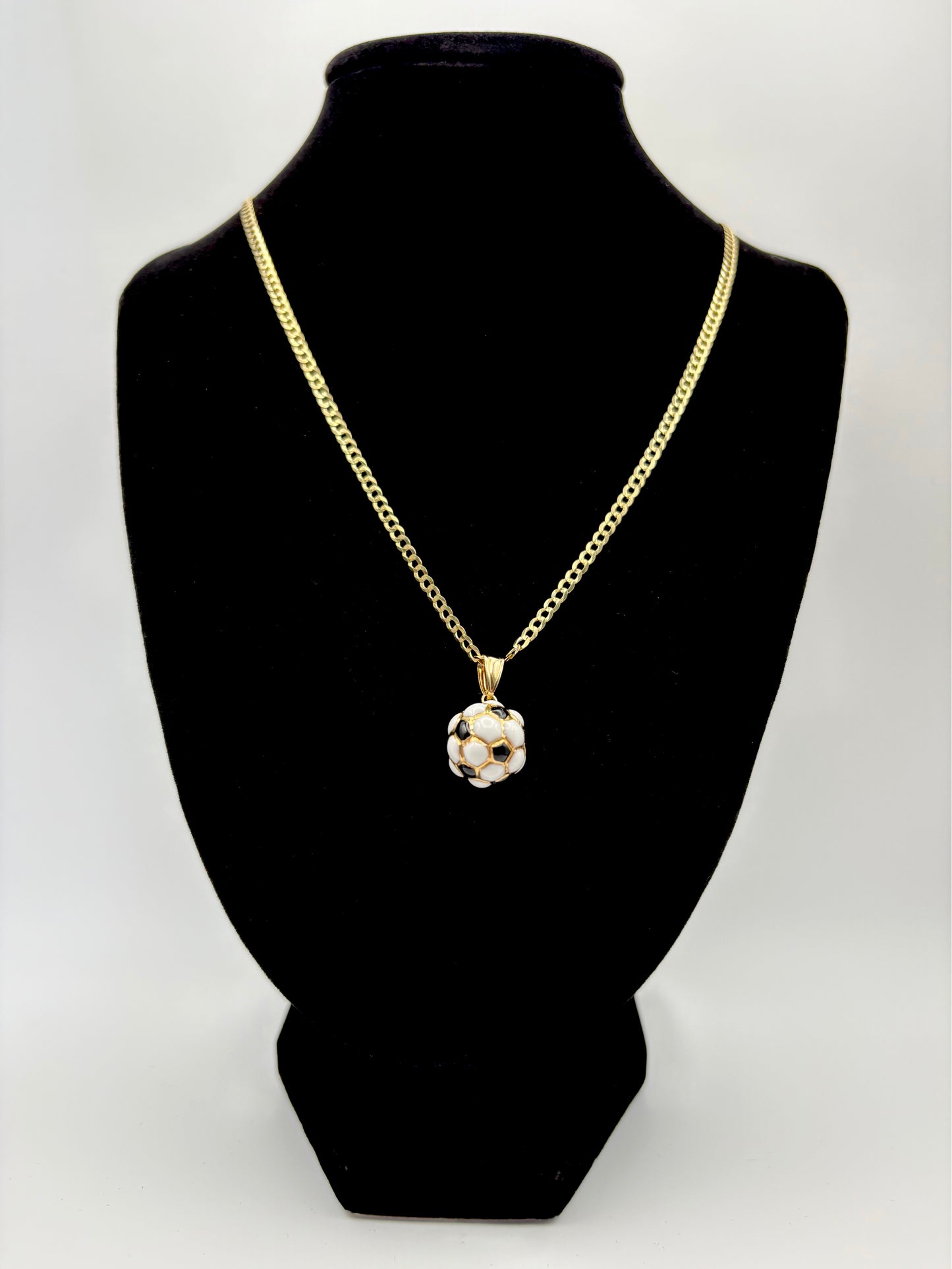 Soccer ball pendant 10k