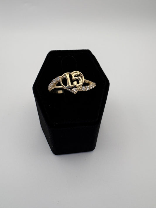 10k Heart ring 15 small size 7