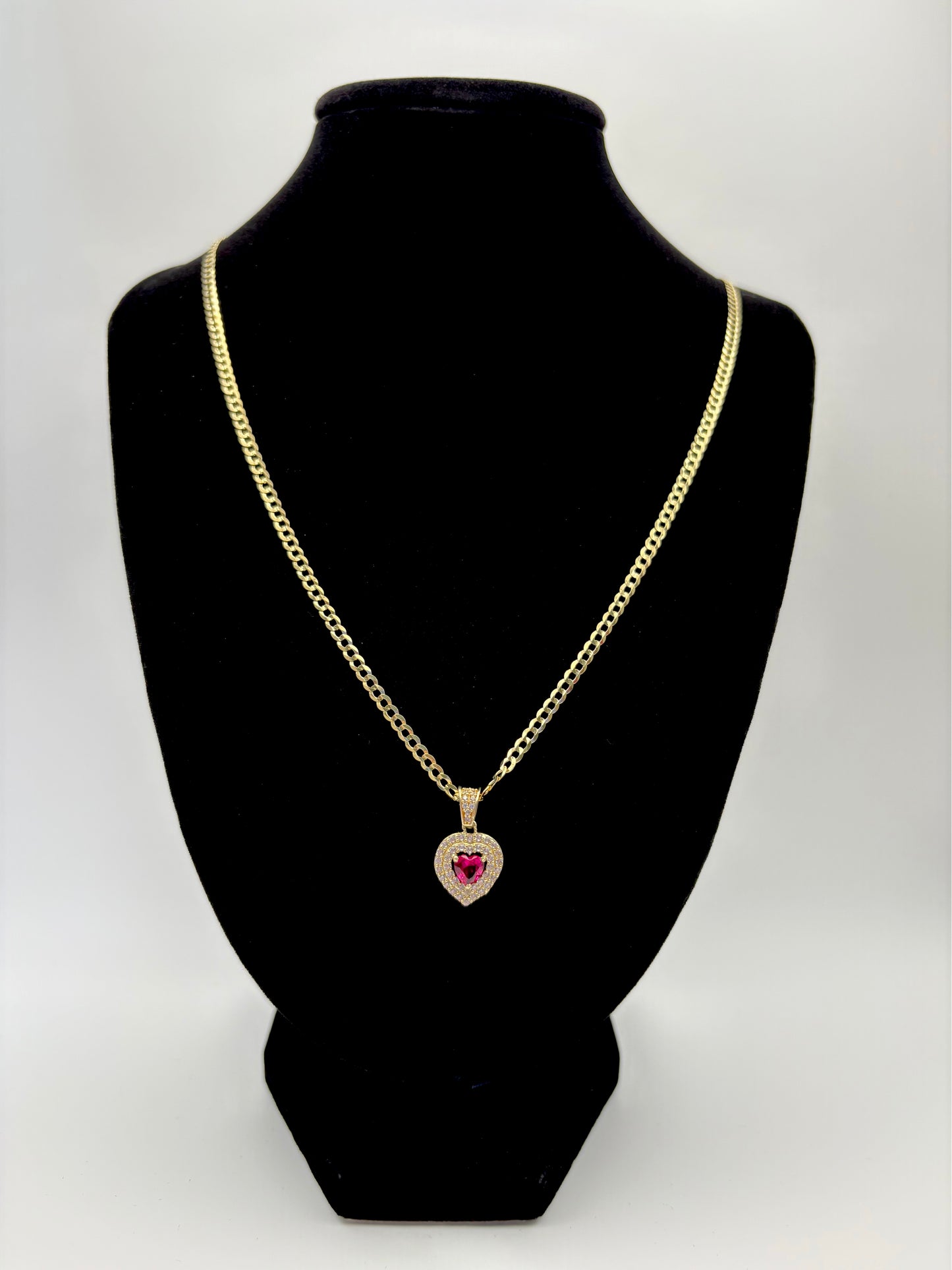 Red stone heart pendant 10k