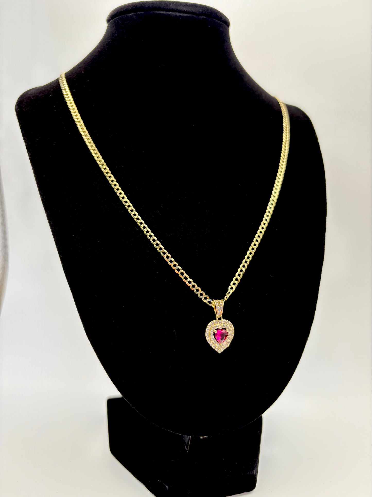 Red stone heart pendant 10k