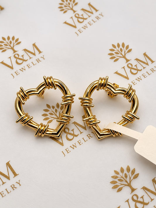 Karol g earring 14k