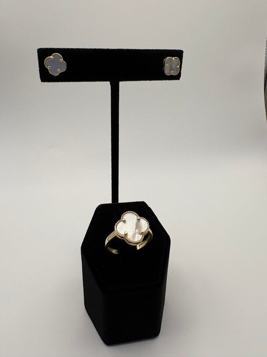 Set 10k Women clover pearl ring /mini earrings