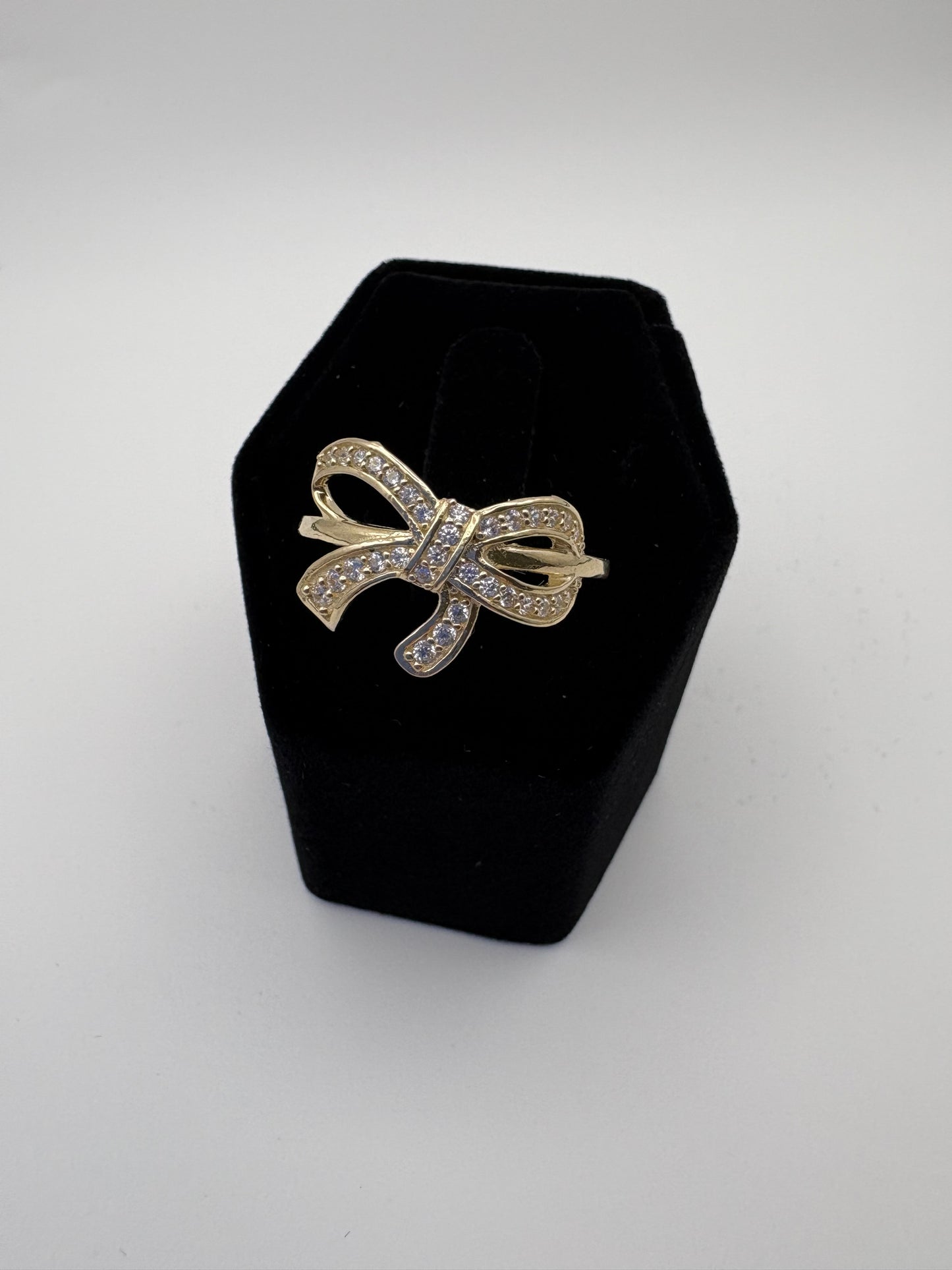 Ribbon ring size7 10k